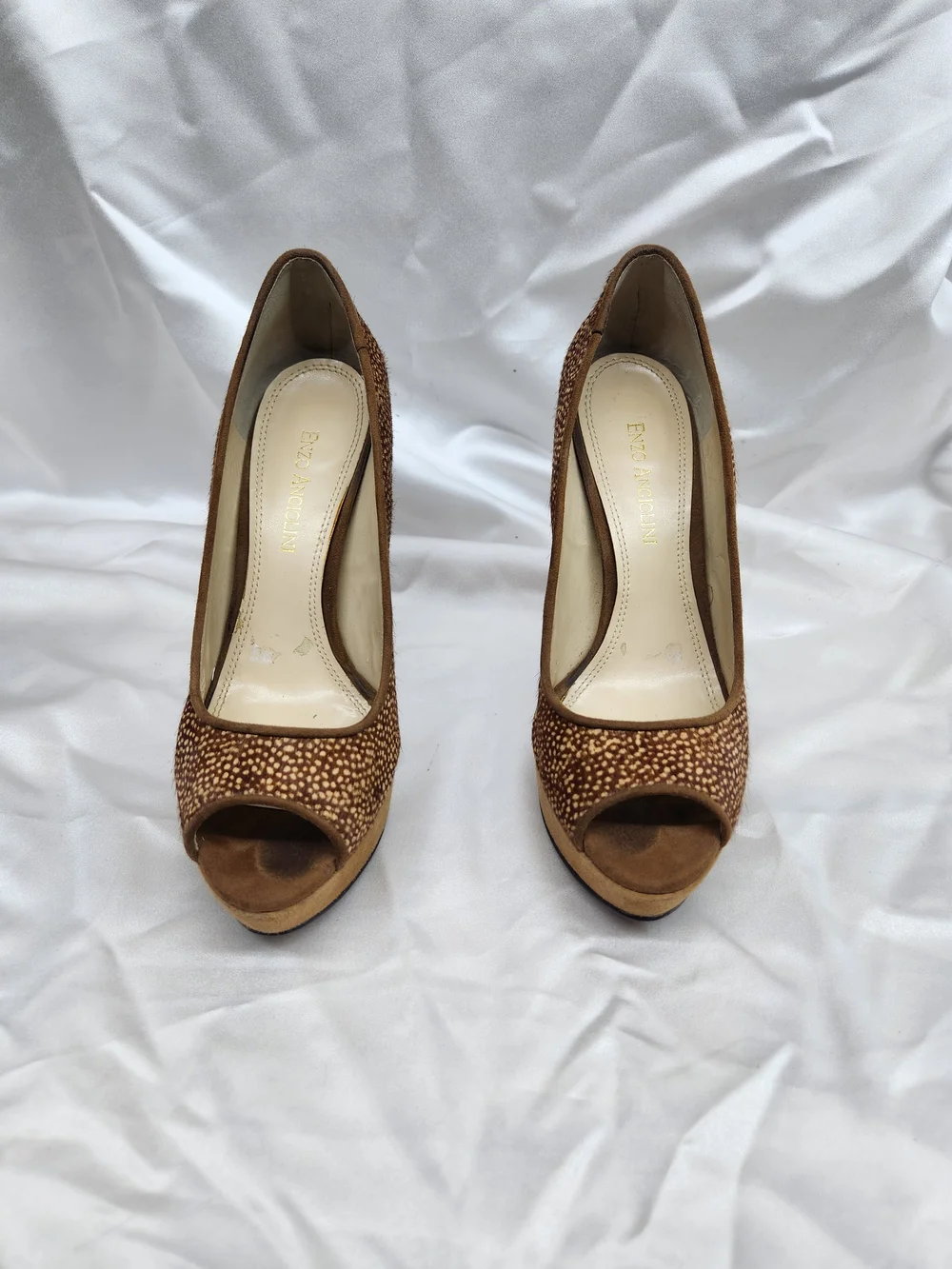 Enzo Angiolini Tan Brown Pebbled Peep-Toe Heels